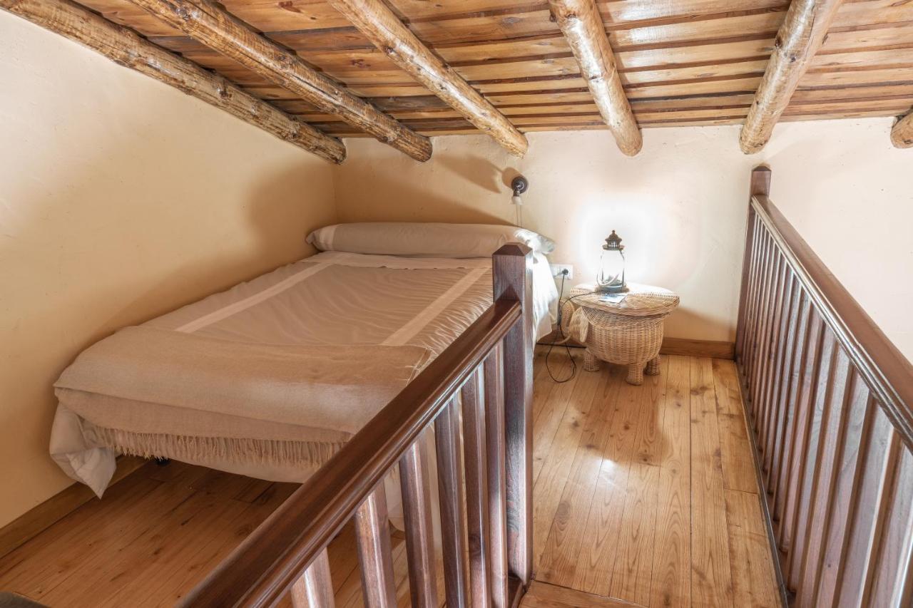 Eco-Lodge En La Reserva Privada Campanarios De Azaba - Proyecto De Conservacion Espeja Kültér fotó